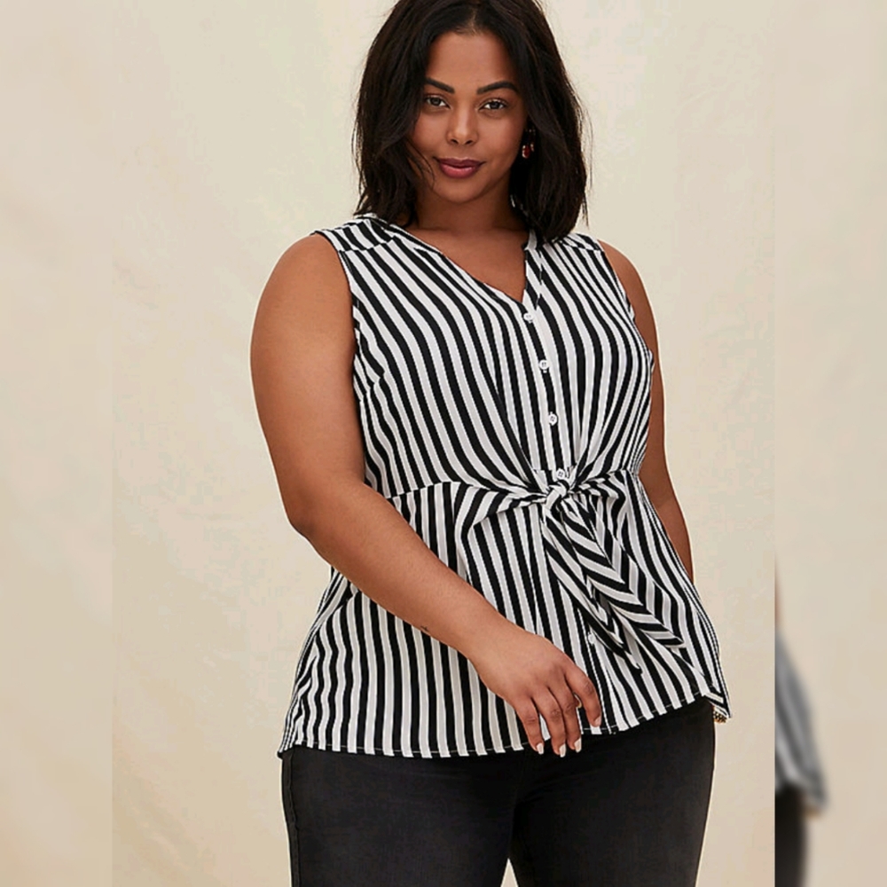 Torrid Size 3 Black and White Stripe Peplum Top